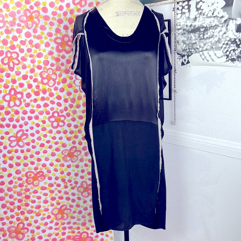 NWT BCBGMAXAZRIA Runway 100% silk tunic dress S Sheer Sides Black Gray Fray Hem